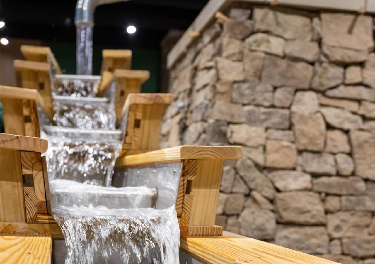 Country Cascades Waterpark Resort Pigeon Forge Exteriör bild